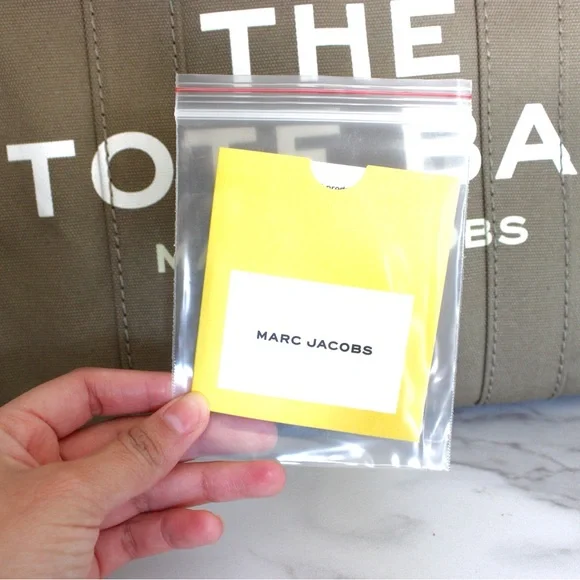 Marc Jacobs Medium Tote Bag Slate Green - Picture 9 of 9